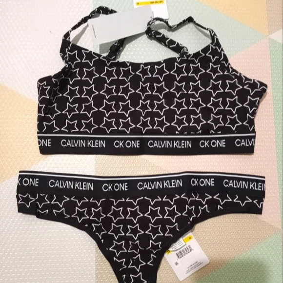 CALVIN KLEIN BRA AND MATCHING THONG SIZE M - Picture 3 of 8